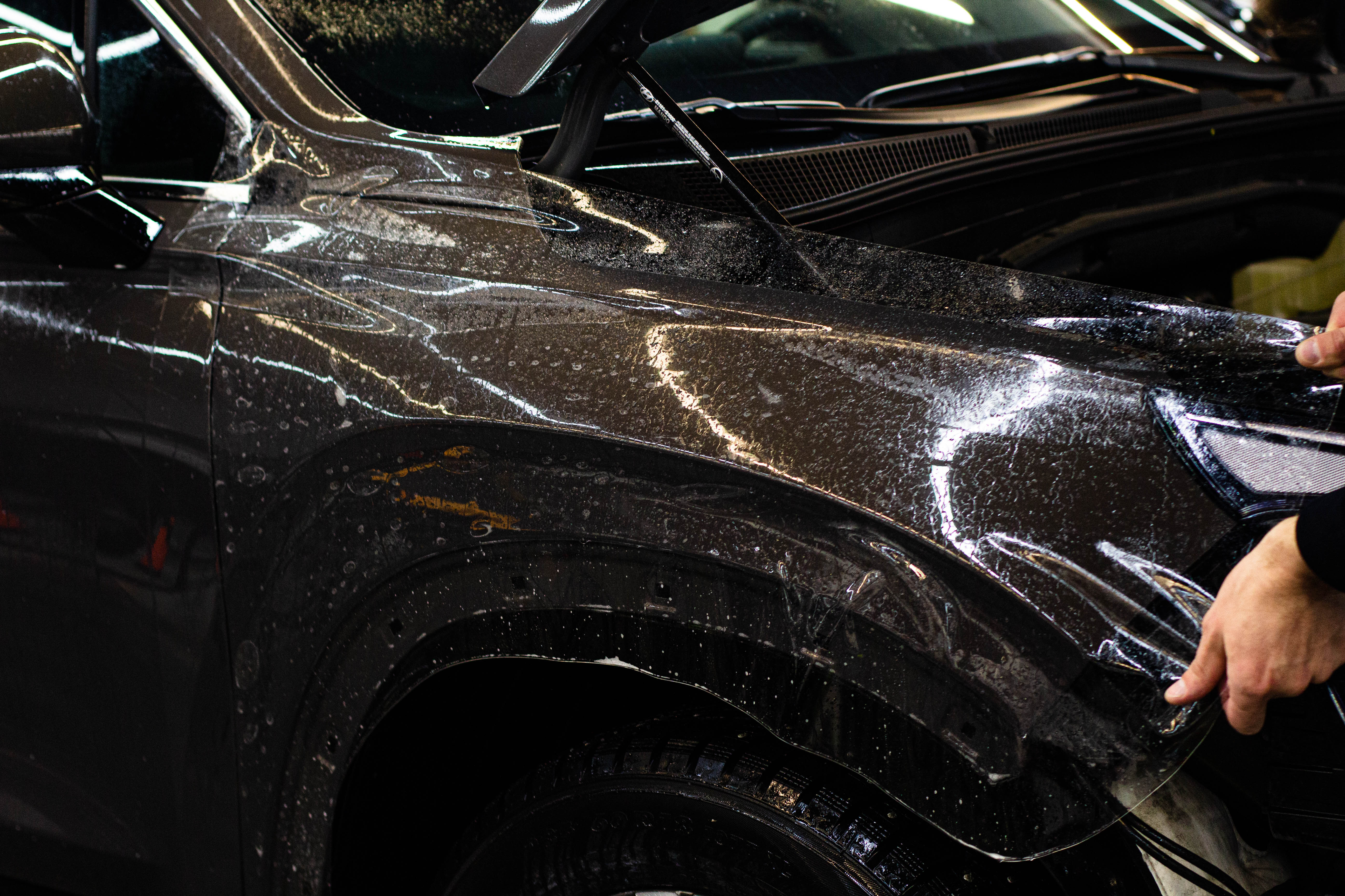 Оклейка защитной пленкой